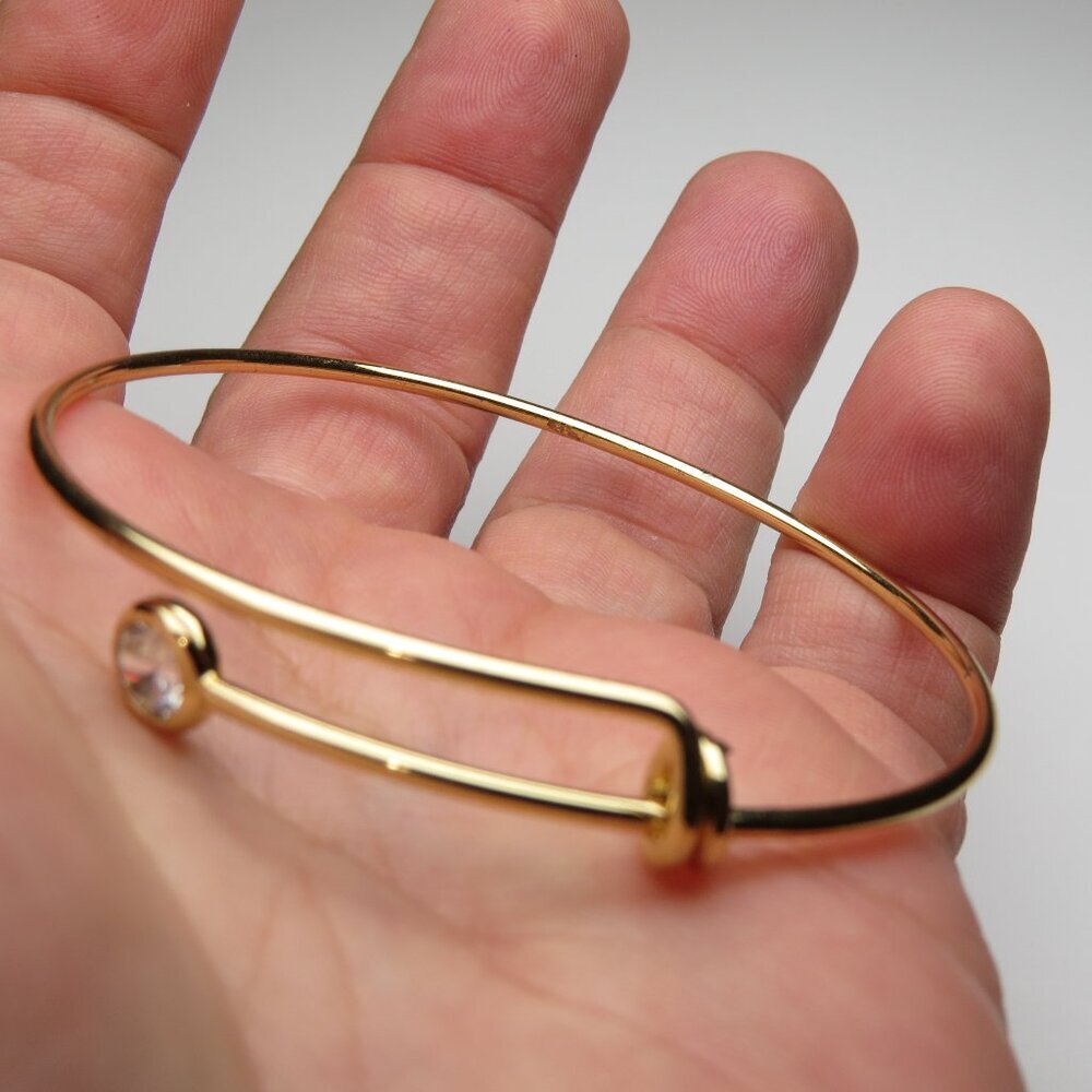 Lady's18k plated st. steel Bangle Bracelet